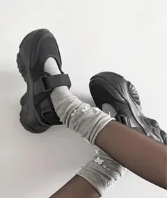 軽量厚底 ボリュームソール ストラップ メリージェーン スニーカー