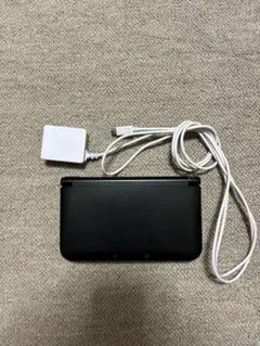 Nintendo 3DS LL本体 充電器付き