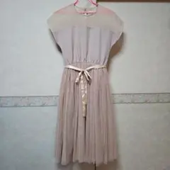 ピンクベージュ シフォン ワンピースのサムネイル