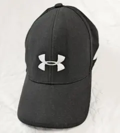 UNDER ARMOUR ブラック キャップ 刺繍ロゴ
