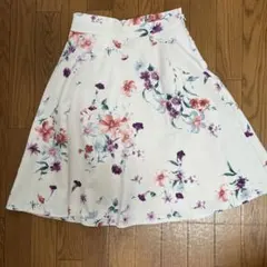 【最終お値下げ】MISCH MASCH ミッシュマッシュ花柄 ひざ丈スカート