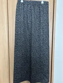 ヒョウ柄ロングスカート