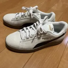 PUMA スエード スニーカー ベージュのサムネイル