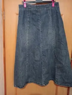 ダークデニム フレアスカート 前開き