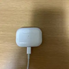 AirPods ケースのみ Lightningケーブル対応