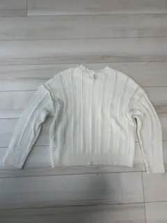 アイボリー ケーブル編みニット 長袖