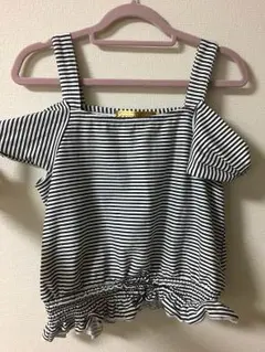 オフショルダー（CECIL McBEE)