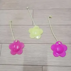 くまのプーさん 6WAY ジムにへんしんメリー 部品 お花 飾り 3点のサムネイル