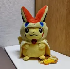 新品未使用】ポケモンセンター ビクティニのポンチョを着たピカチュウ