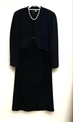 礼服　ブラック ワンピーススーツ スカラップジャケット付