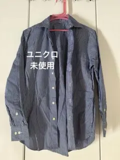ユニクロ　未使用　青と白のストライプ ボタンダウンシャツ　トップス
