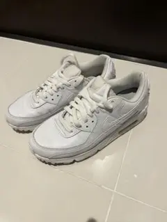 ビジネスok Nike Air Max 90レザーホワイト