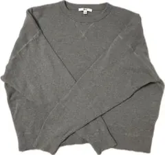 ユニクロ　グレー クルーネック 長袖ニット