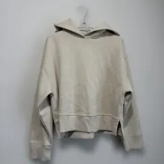 ZARAベージュ フード付き クロップドパーカー　プルオーバー