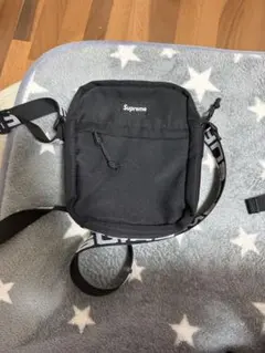 シュプリーム　ショルダーバッグ