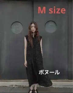 未使用　ZARAフリンジ付きボリュームミディ丈ワンピースM