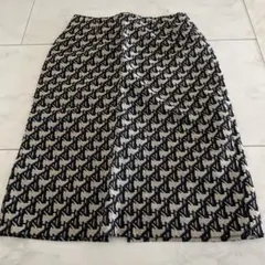 セシルマクビー　幾何学模様　タイトスカート