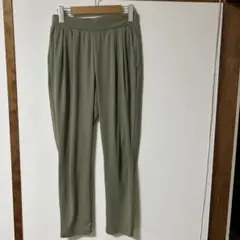 GU オリーブグリーン ジョガーパンツ