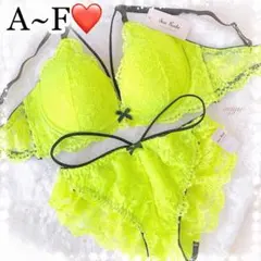 新作❣️ネオンカラーレースコード♥️全2色♬ブラジャーショーツセット✨エメフィール系