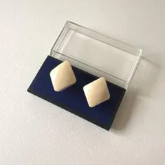 【ヴィンテージイヤリング】レトロ　シンプルデザイン　ビンテージ