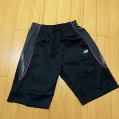 New Balance ブラックショートパンツ サイズM