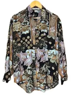 美品 POLICY レーヨン 総柄シャツ Mサイズ ブラック系 長袖シャツ