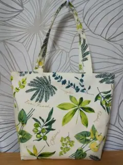 ハンドメイドトートバッグ ボタニカル