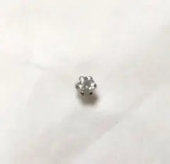 プラチナ ピアス(片耳用)