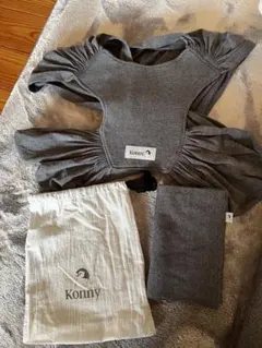 超美品 Konny 抱っこ紐 M チャコール