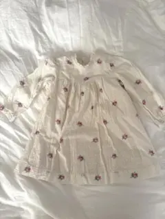 bonpoint 花柄刺繍 ドット柄 長袖 ブラウス アイボリーのサムネイル