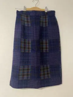 【古着】紫系チェック柄ひざ丈タイトスカート