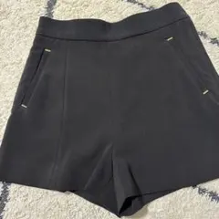 新品未使用　黒　ショートパンツ