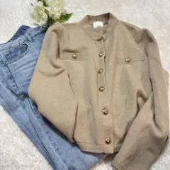 完売品⭐︎美品H&M 金ボタンディテールカーディガン ベージュ　mサイズ