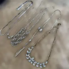 ビジュー装飾ネックレスセット シルバー ゴールド