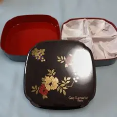 Item thumbnail for item fc57c1c4-289e-4b13-978e-99b13dbbc852