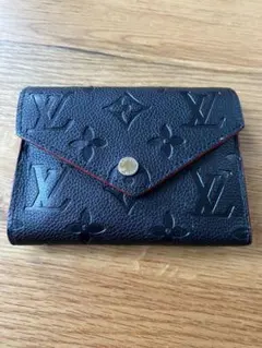 ルイヴィトン　三つ折り　ポルトフォイユ・ヴィクトリーヌ