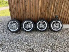 Audi A3 8Y 純正 17インチ アルミホイール＆タイヤ 4本セットのサムネイル