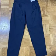 UNIQLOウルトラストレッチアクティブテーパードアンクルパンツ