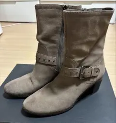 ANNE KLEIN アン　クライン スエード ショートブーツのサムネイル