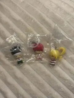 HUNTER×HUNTER　ゴン　ビスケ　ヒソカ　セット　めじるしアクセサリー