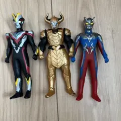 ウルトラヒーローシリーズ　ソフビ人形３点セット