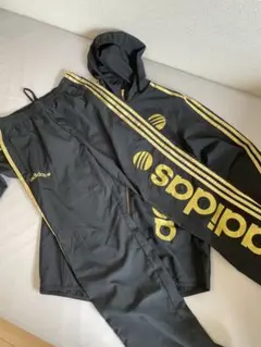 adidas ジャージ上下セット ブラック/ゴールド
