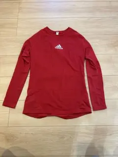 adidas レッド 長袖インナーシャツ