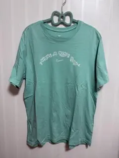 Nike ミントグリーン Tシャツ "HAVE A NIKE DAY"
