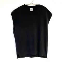 【ザラ】ニットベスト Ｖネック ノースリーブセーター サイドスリット M