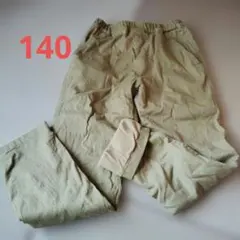 UNIQLO　ベージュ長ズボン　裏フリース