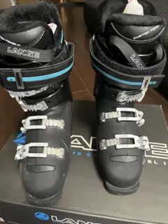 LANGE 女性用スキーブーツ ブラック/ホワイト/パープル　22.5 初中級者 2025年最新】LANGE スキーブーツ(女性用)の人気アイテム - メルカリ