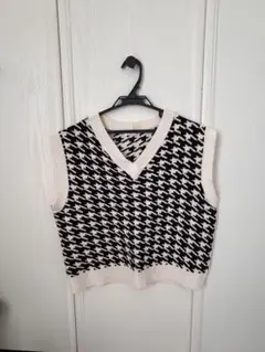 ハウンドトゥース Vネック ニットベスト