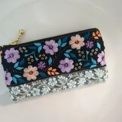 サービス商品です。お値下げ！インド刺繍リボン　ミニポーチ
