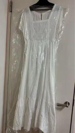 リリアンカラット 白 ワンピース サイズ2